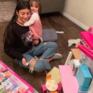 Meet your Posher, Cristina